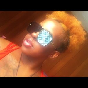 NWOT Cute Black Sunglasses